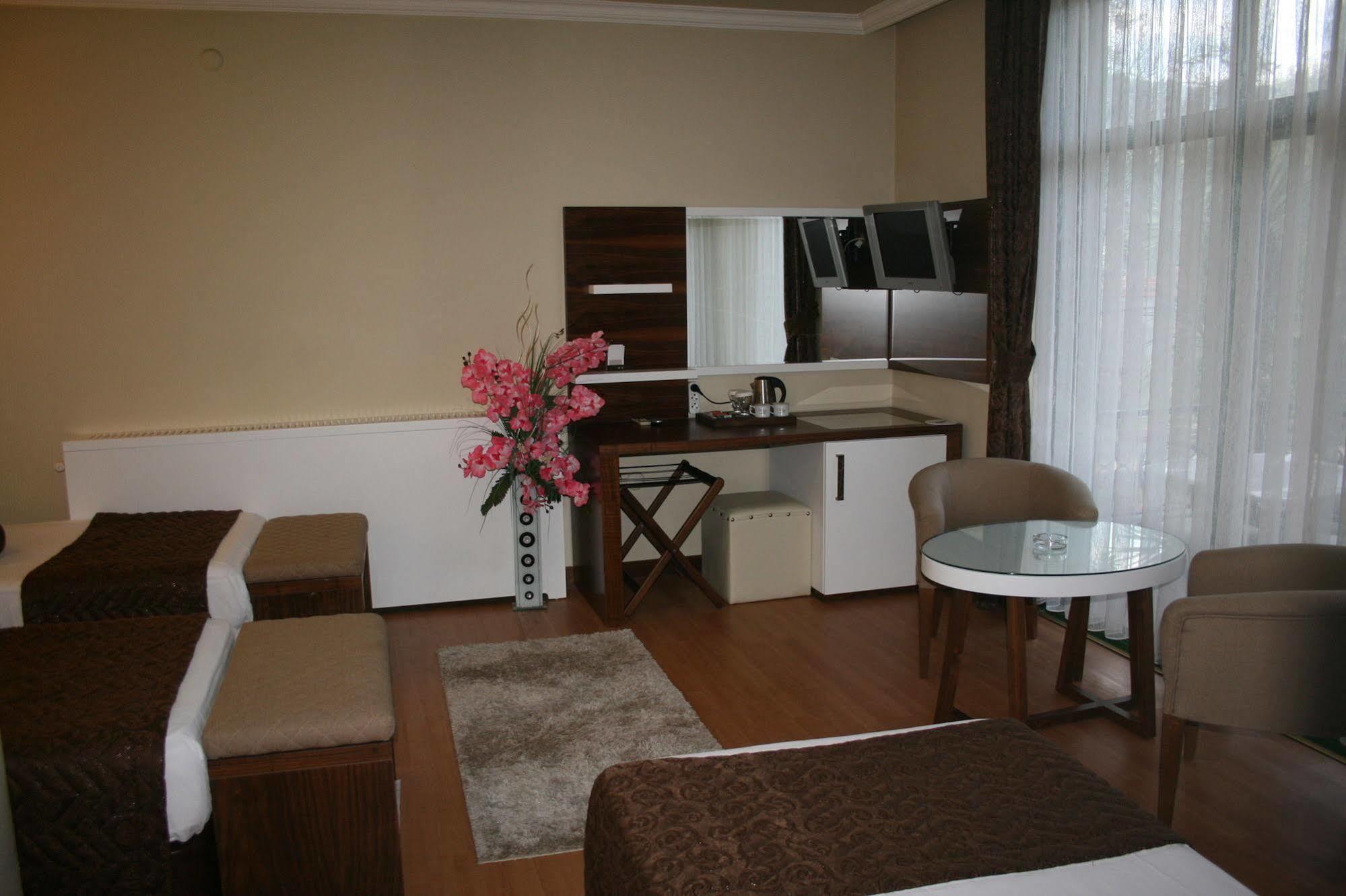 Nysa Hotel Sultanhisar Exterior photo
